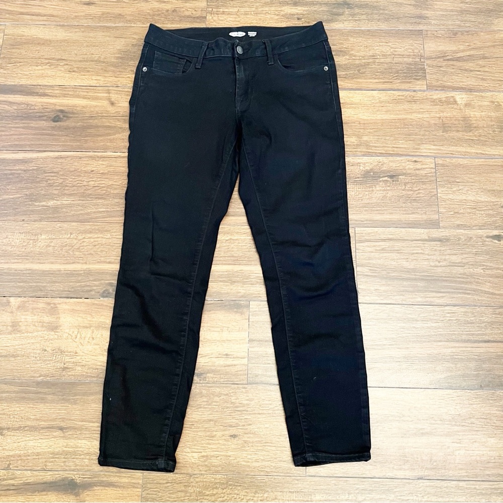 Old Navy Women's Black Super Skinny Low Rise Jeans| 8 short